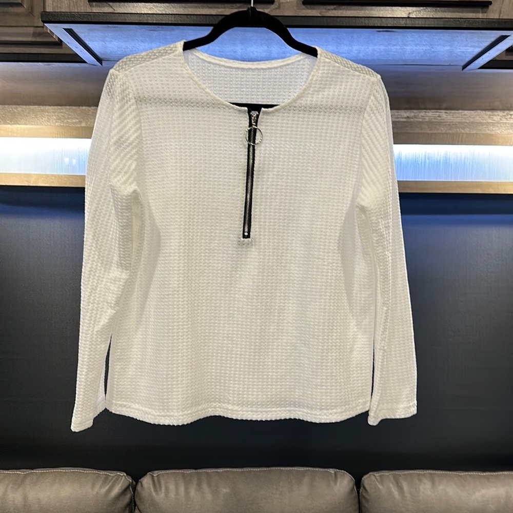 Simple white blouse never worn